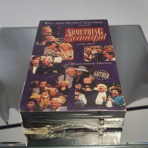 Bill and Gloria Gaither Something Beautiful w/ Their Homecoming Friends VHS Tape